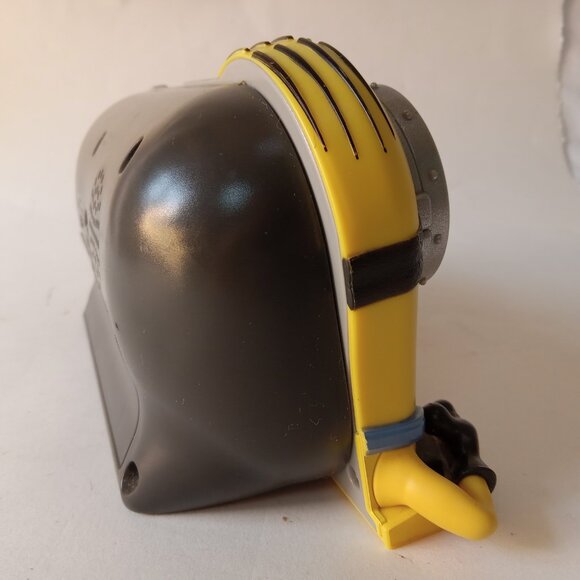 Despicable Me Minions Alarm Clock Timed Light Snooze Alarm Talking Sounds - Picture 11 of 14